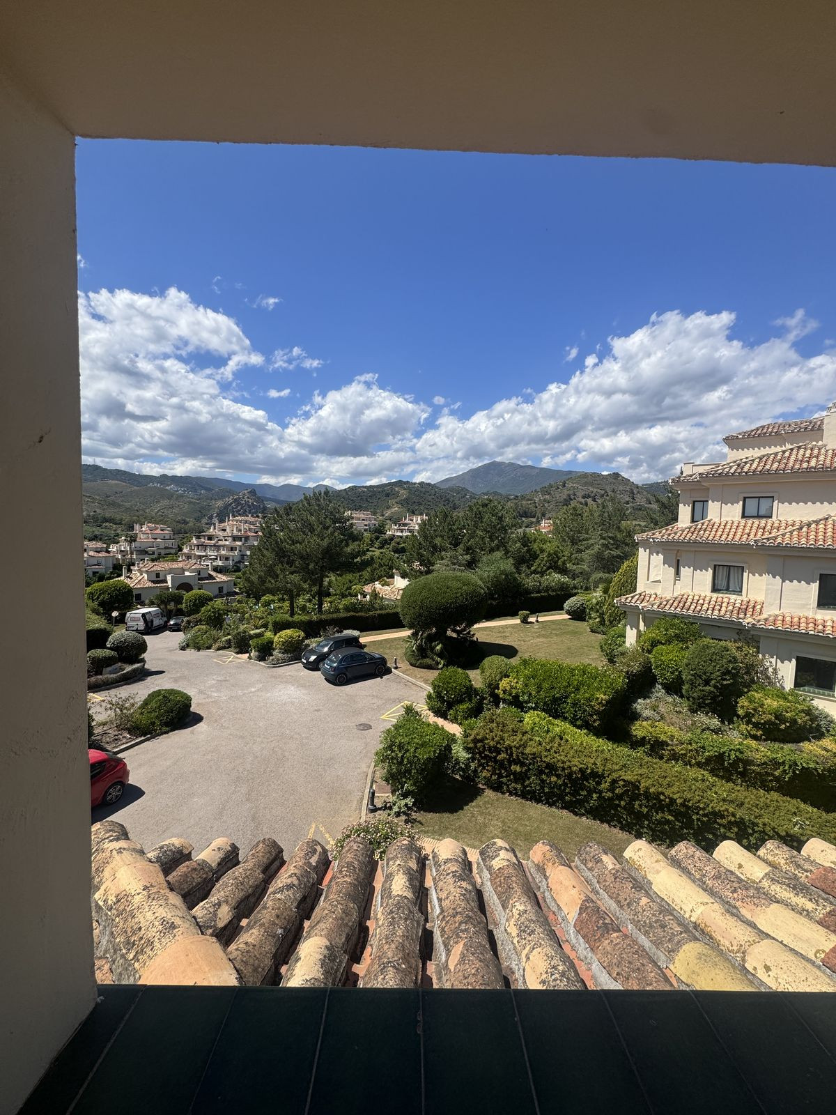 3 Bed Apartment for sale in Benahavís Costa Del Sol, Málaga, Spain