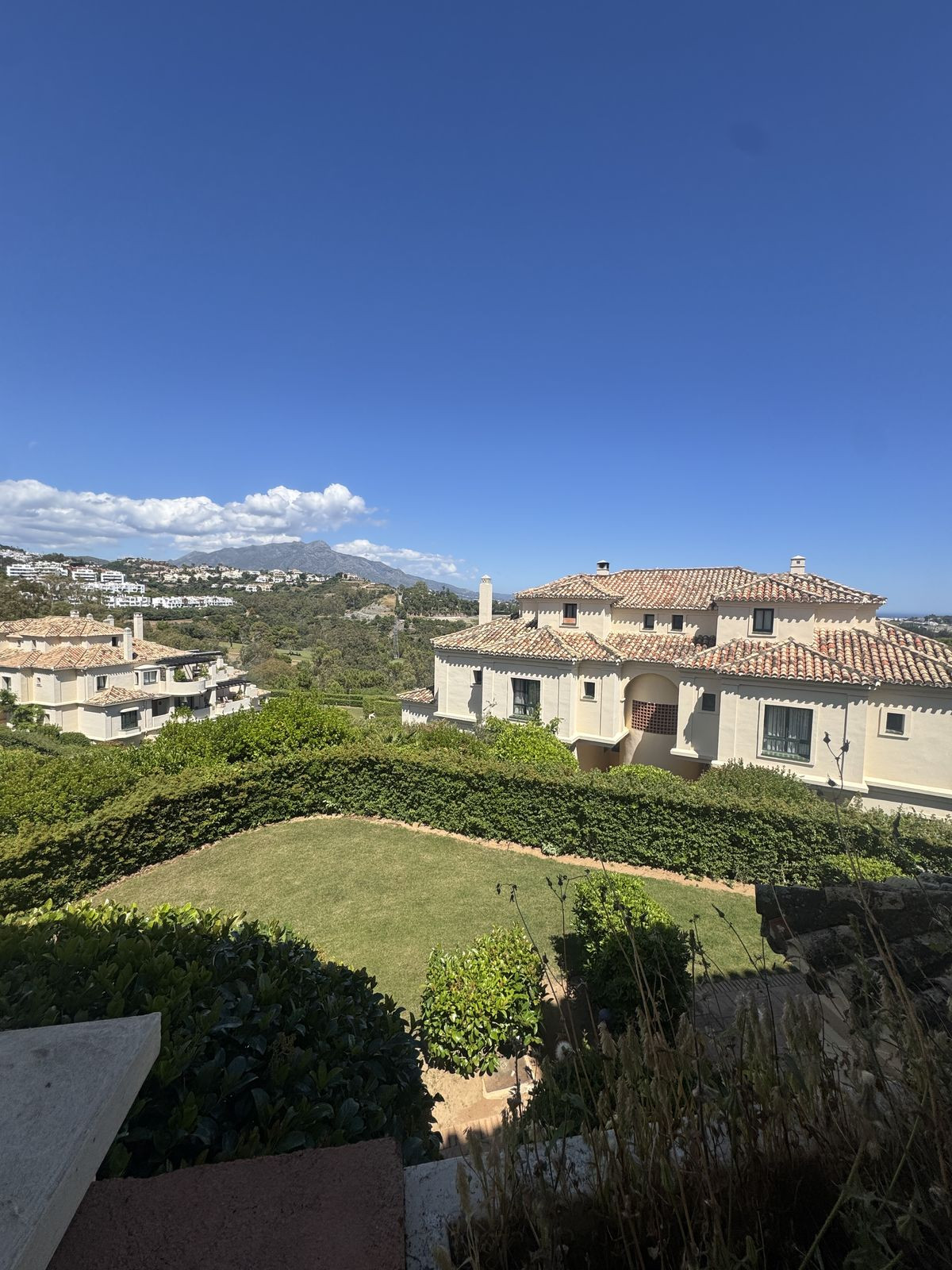 3 Bed Apartment for sale in Benahavís Costa Del Sol, Málaga, Spain