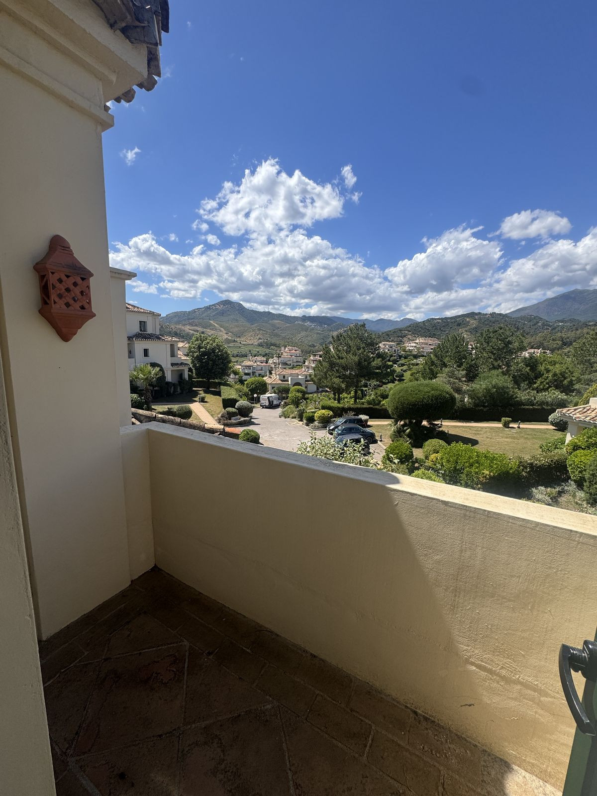 3 Bed Apartment for sale in Benahavís Costa Del Sol, Málaga, Spain