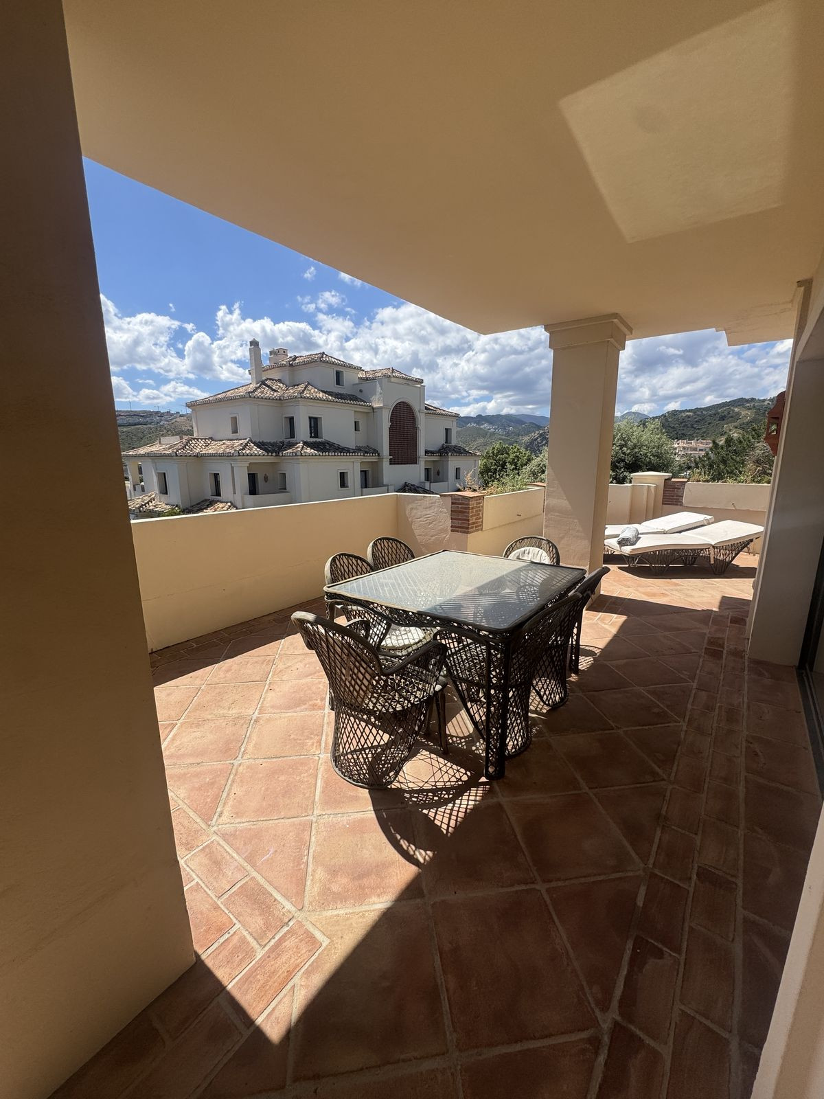 3 Bed Apartment for sale in Benahavís Costa Del Sol, Málaga, Spain