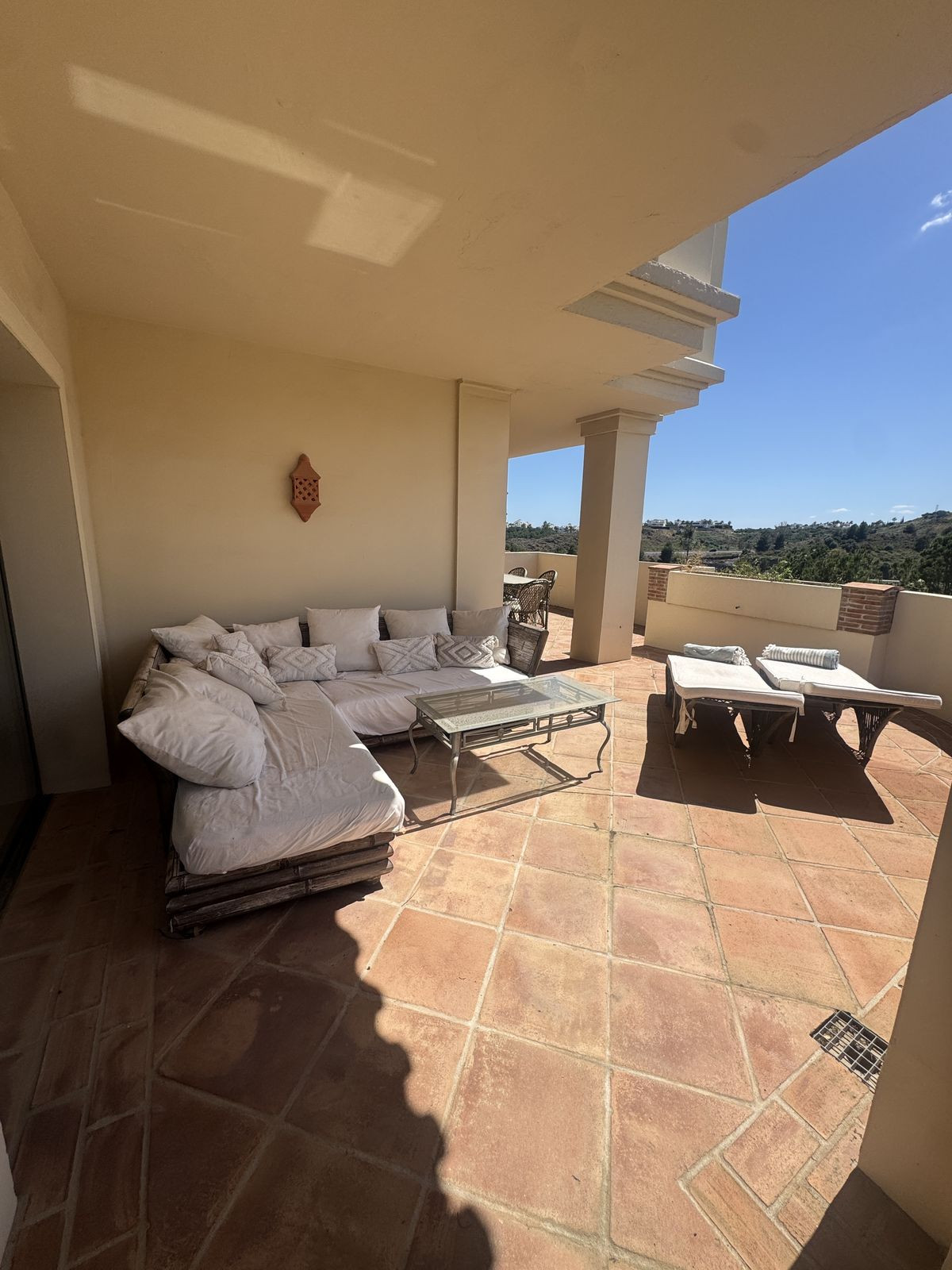 3 Bed Apartment for sale in Benahavís Costa Del Sol, Málaga, Spain
