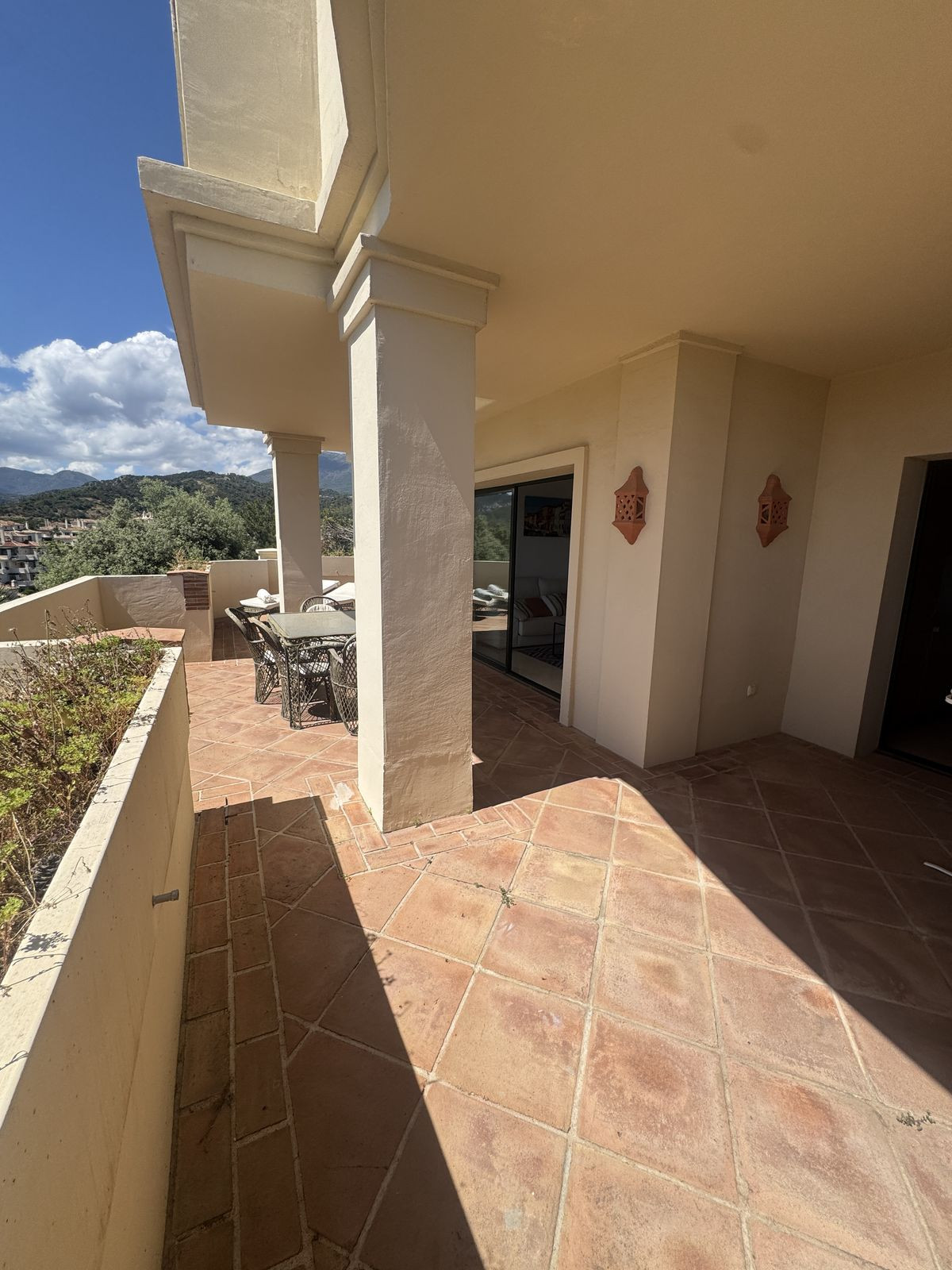 3 Bed Apartment for sale in Benahavís Costa Del Sol, Málaga, Spain
