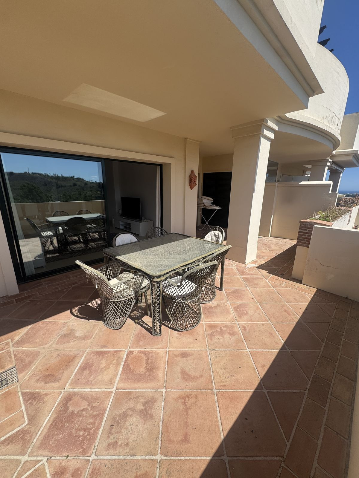 3 Bed Apartment for sale in Benahavís Costa Del Sol, Málaga, Spain