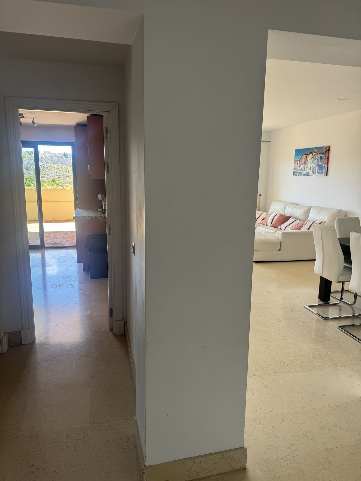 3 Bed Apartment for sale in Benahavís Costa Del Sol, Málaga, Spain