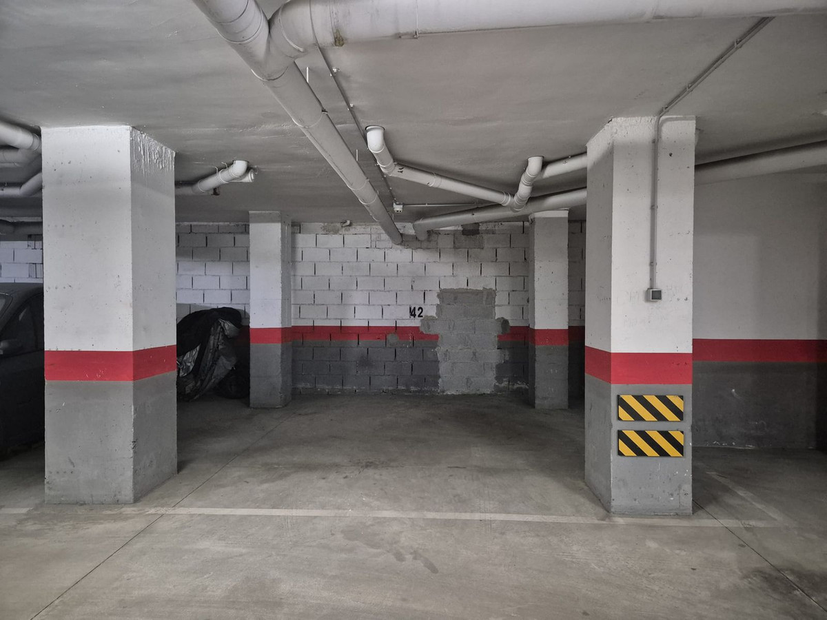 Se vende Garaje  en Costa Del Sol, Málaga, España