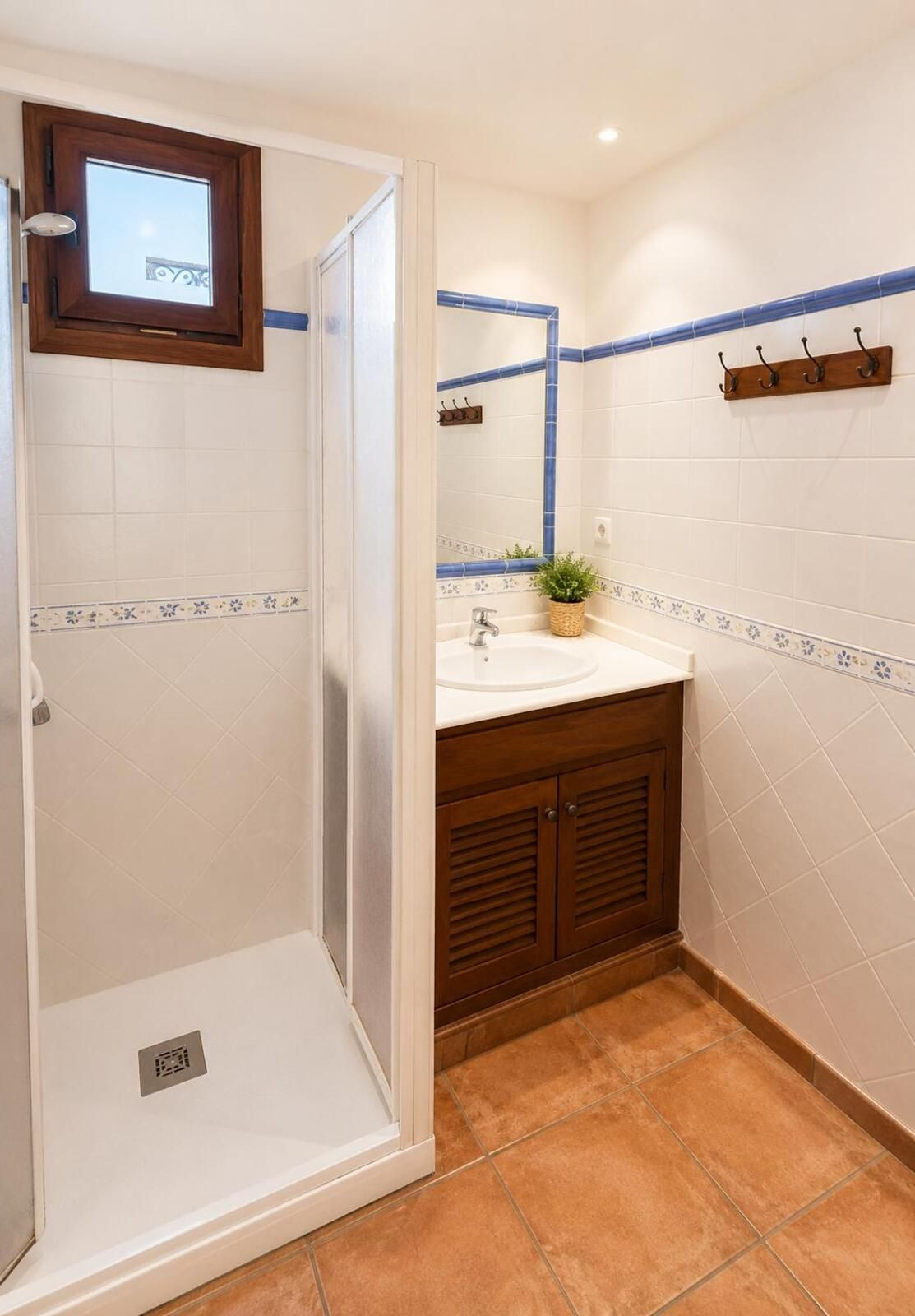 6 Bed Townhouse for sale in Fuengirola Costa Del Sol, Málaga, Spain
