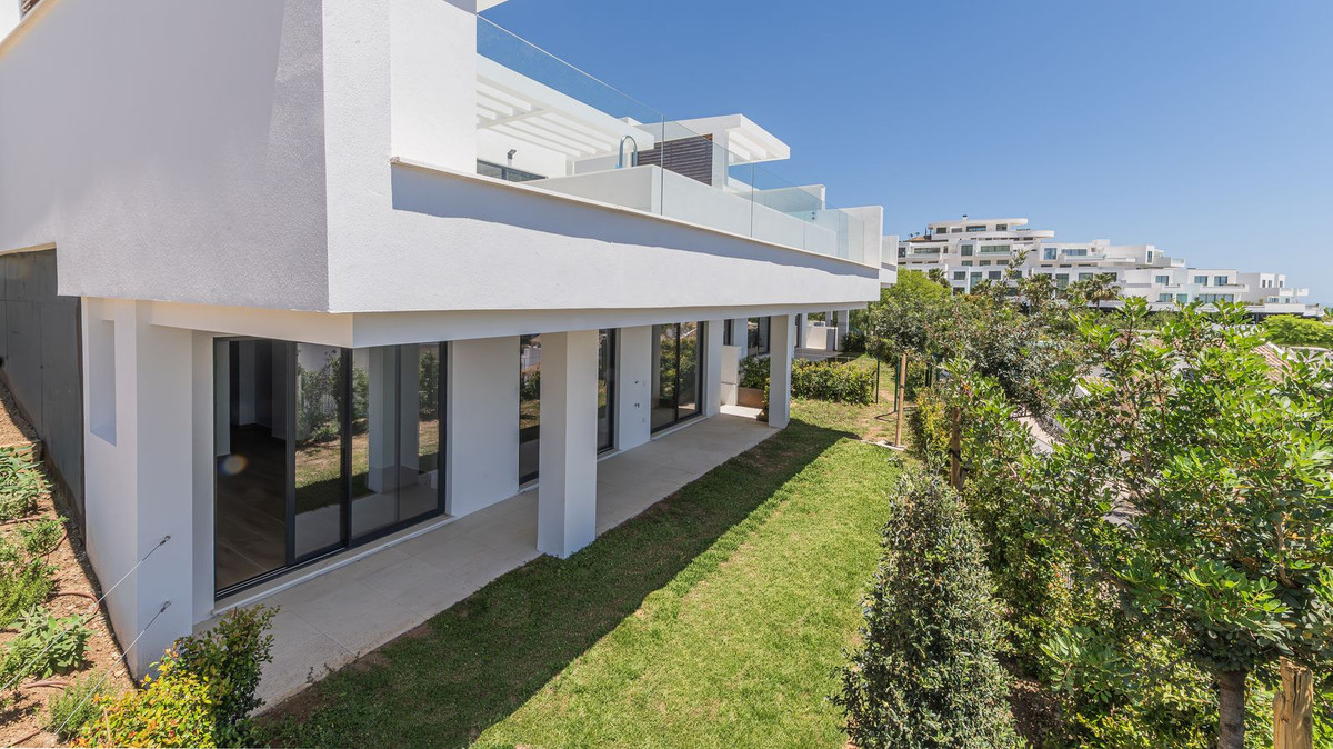 5 Bed Townhouse for sale in Benalmadena Costa Del Sol, Málaga, Spain