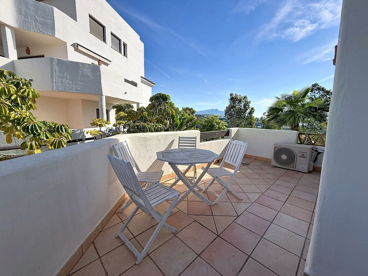Se vende Apartamento Planta Media de 2 dormitorios en Costa Del Sol, Málaga, España