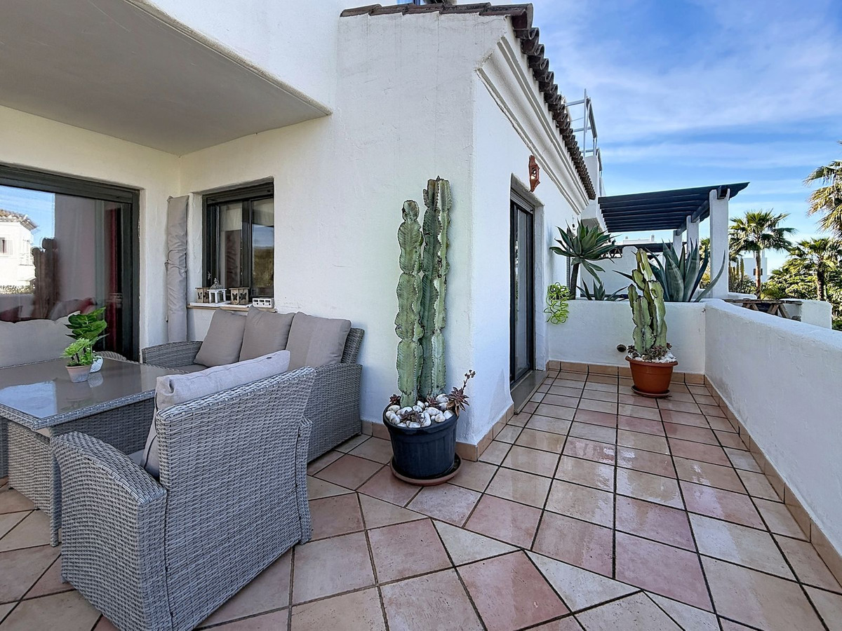 Se vende Apartamento Planta Media de 2 dormitorios en Costa Del Sol, Málaga, España