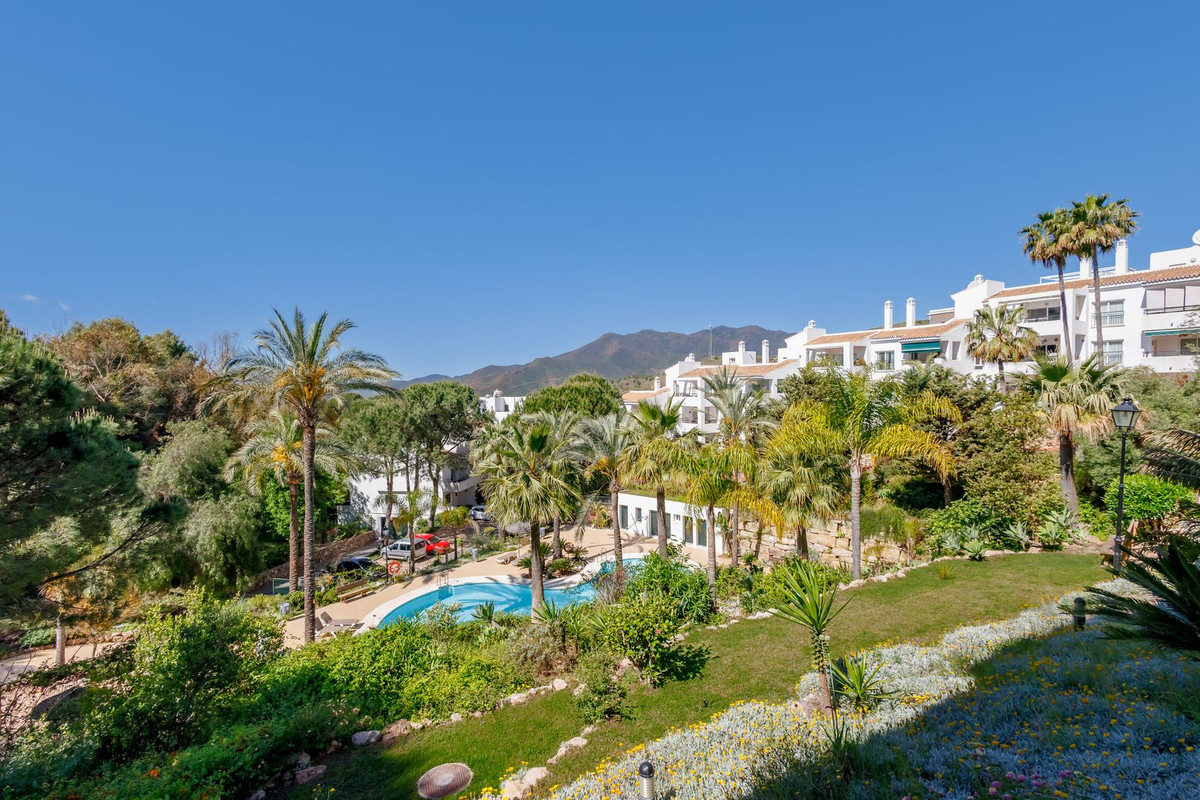 3 Bed Apartment for sale in Alhaurin Golf Costa Del Sol, Málaga, Spain