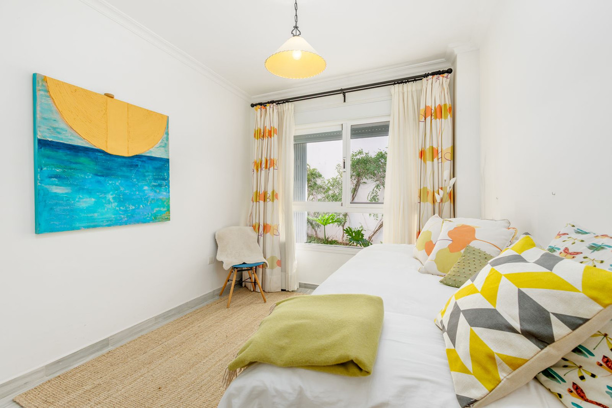 3 Bed Apartment for sale in Alhaurin Golf Costa Del Sol, Málaga, Spain