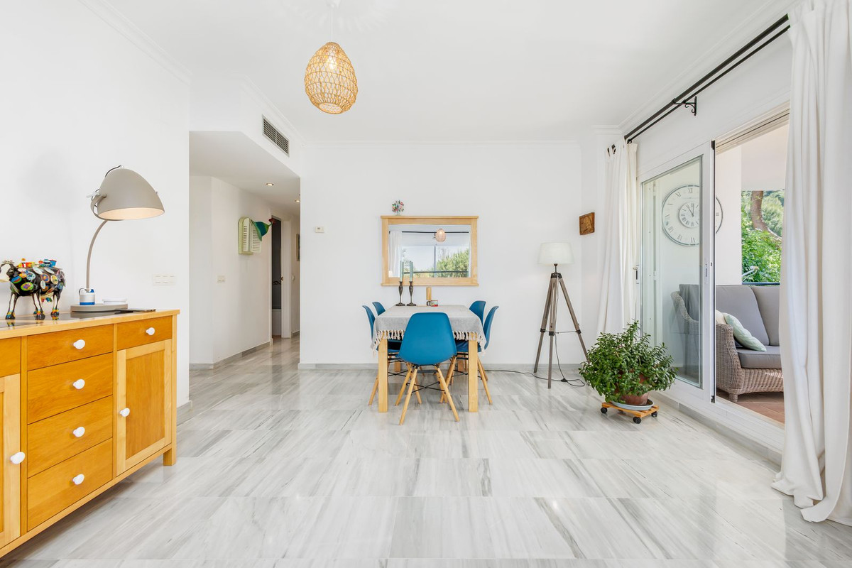 3 Bed Apartment for sale in Alhaurin Golf Costa Del Sol, Málaga, Spain