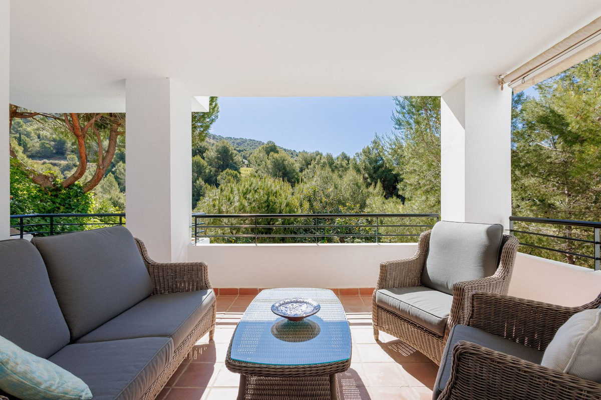 3 Bed Apartment for sale in Alhaurin Golf Costa Del Sol, Málaga, Spain
