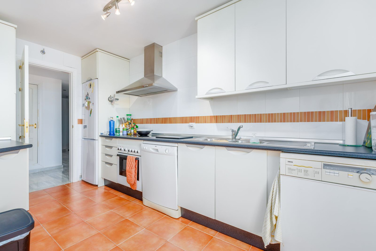 3 Bed Apartment for sale in Alhaurin Golf Costa Del Sol, Málaga, Spain