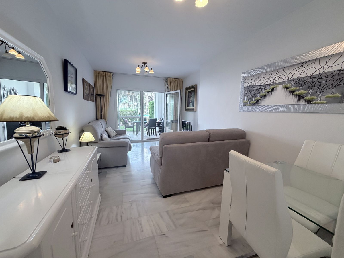 2 Bed Apartment for sale in Calahonda Costa Del Sol, Málaga, Spain