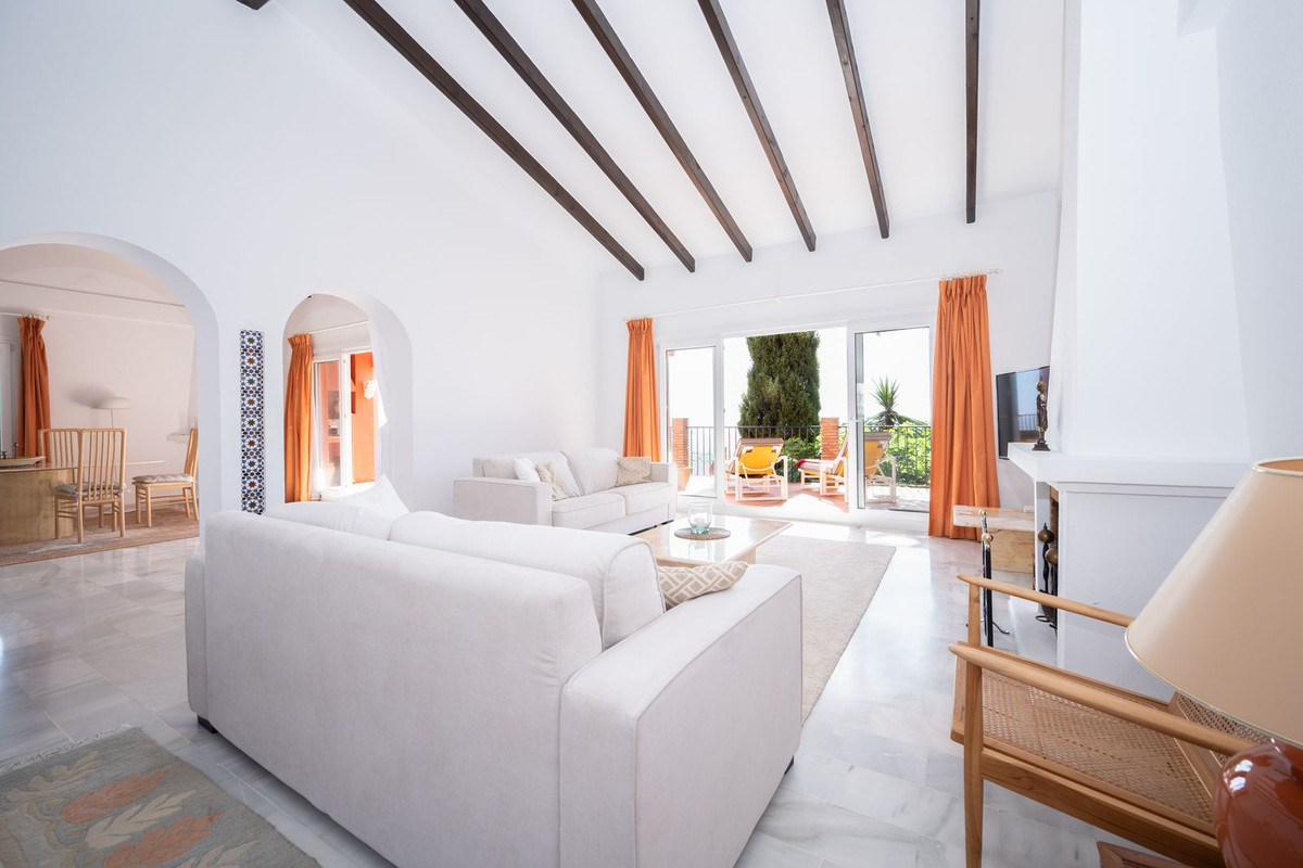 4 Bed Townhouse for sale in Elviria Costa Del Sol, Málaga, Spain
