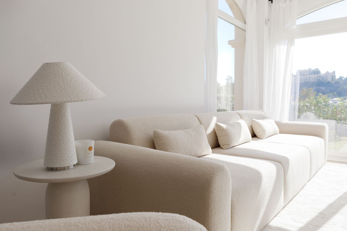 3 Bed Apartment for sale in La Quinta Costa Del Sol, Málaga, Spain