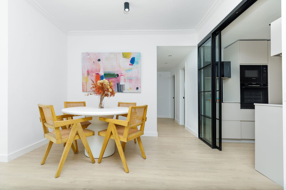 3 Bed Apartment for sale in La Quinta Costa Del Sol, Málaga, Spain