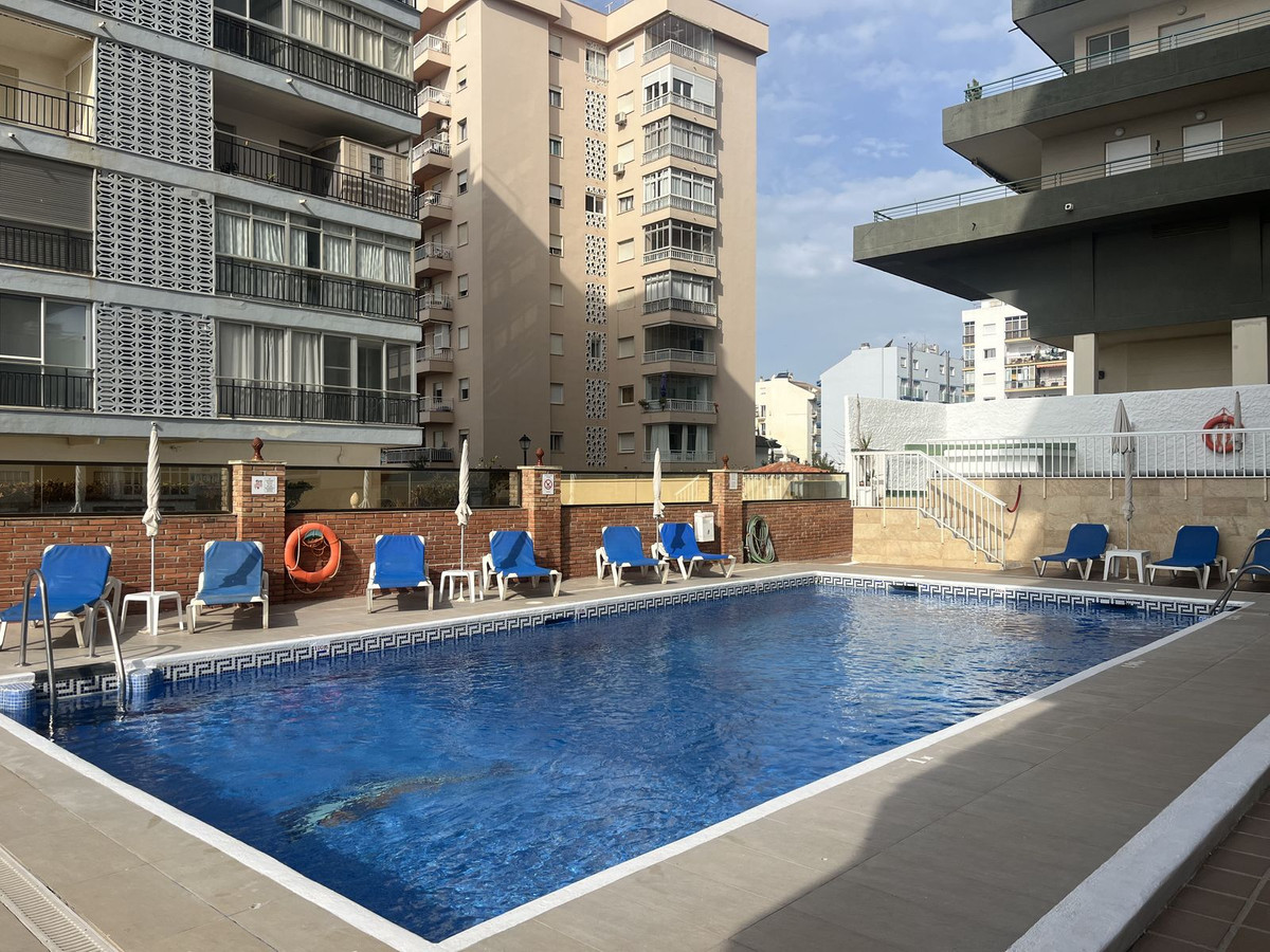 Se vende Apartamento Planta Media de 2 dormitorios en Costa Del Sol, Málaga, España