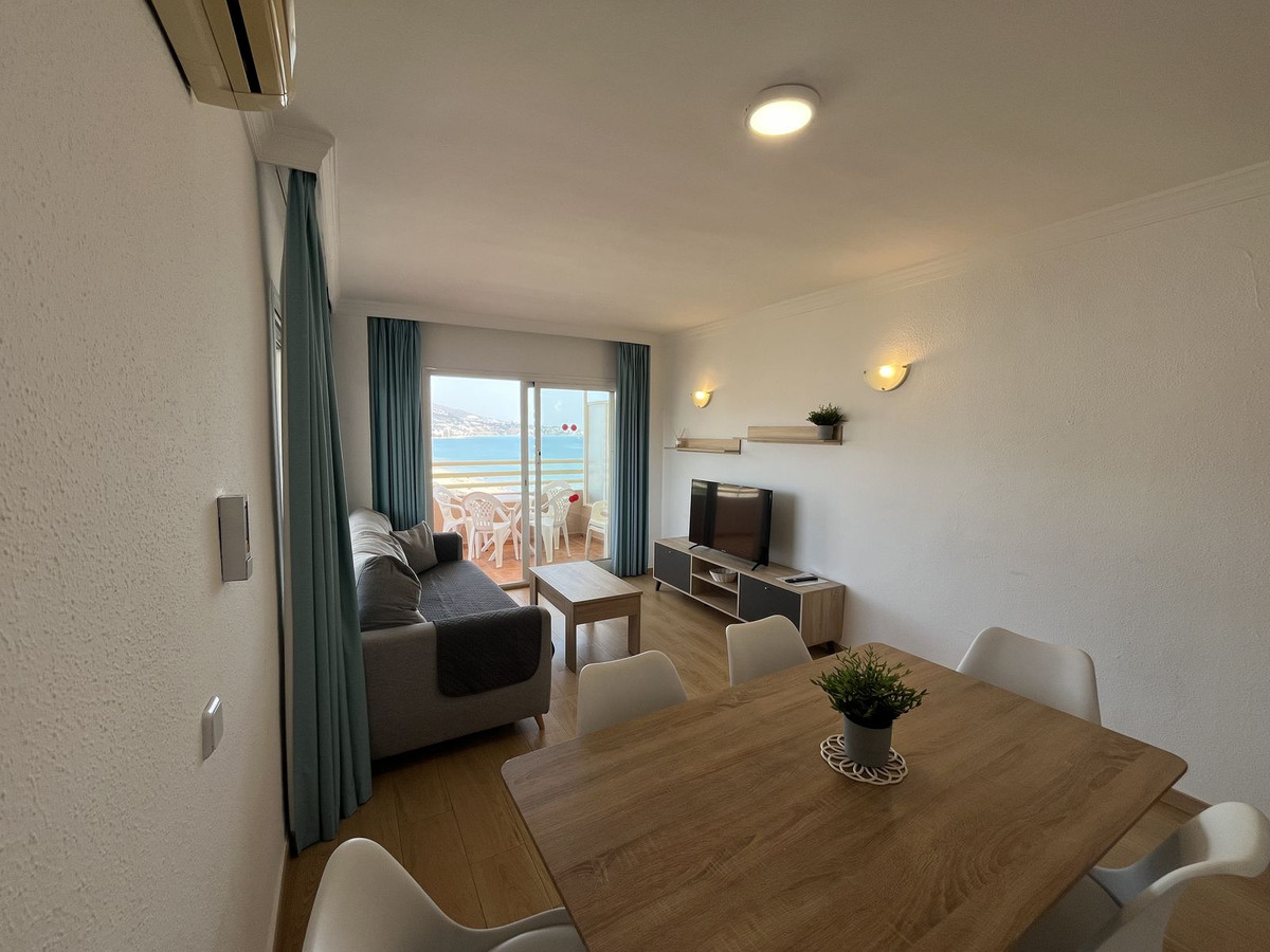 Se vende Apartamento Planta Media de 2 dormitorios en Costa Del Sol, Málaga, España