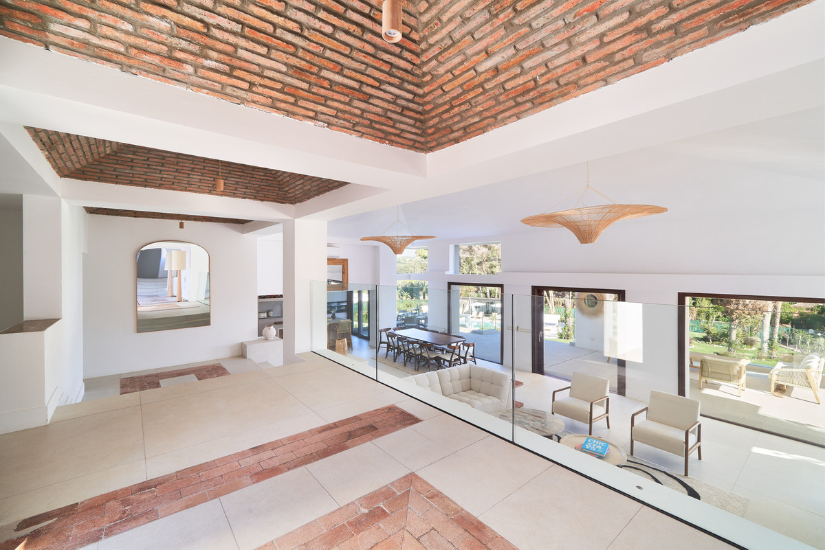Se vende Villa - Chalet de 6 dormitorios en Costa Del Sol, Málaga, España