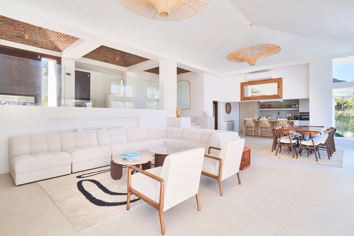 Se vende Villa - Chalet de 6 dormitorios en Costa Del Sol, Málaga, España
