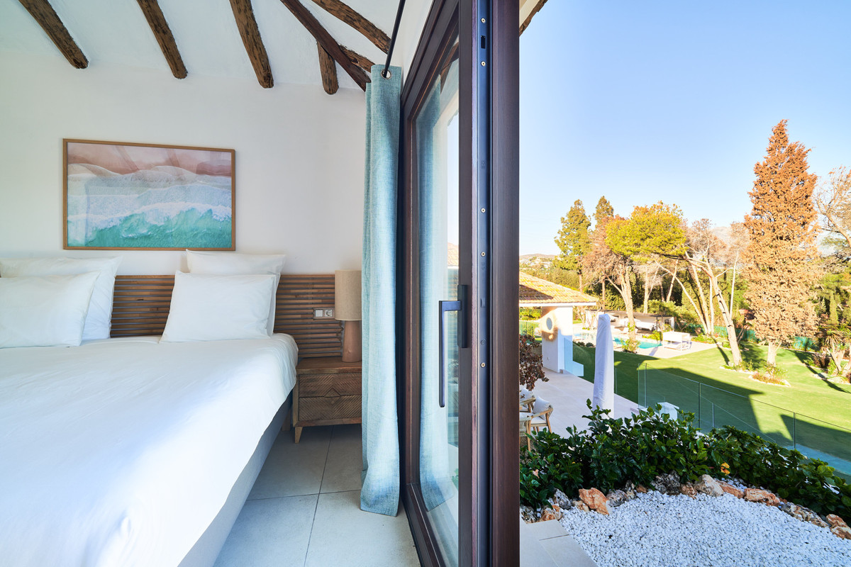 Se vende Villa - Chalet de 6 dormitorios en Costa Del Sol, Málaga, España