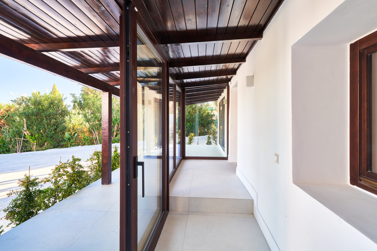 Se vende Villa - Chalet de 6 dormitorios en Costa Del Sol, Málaga, España