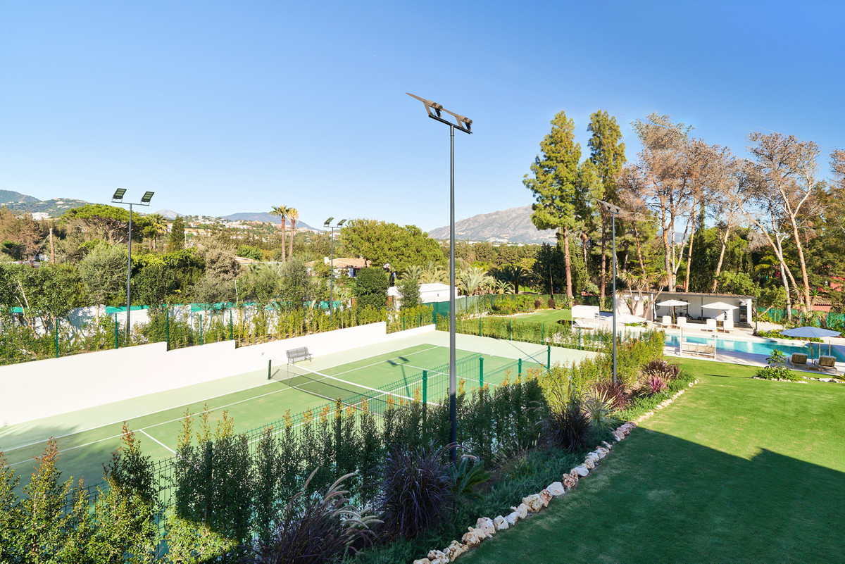 Se vende Villa - Chalet de 6 dormitorios en Costa Del Sol, Málaga, España