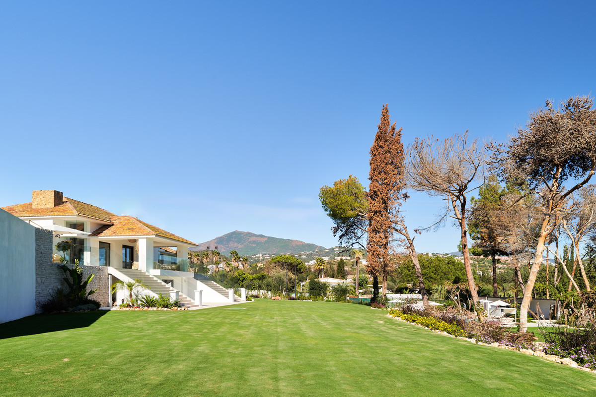 Se vende Villa - Chalet de 6 dormitorios en Costa Del Sol, Málaga, España