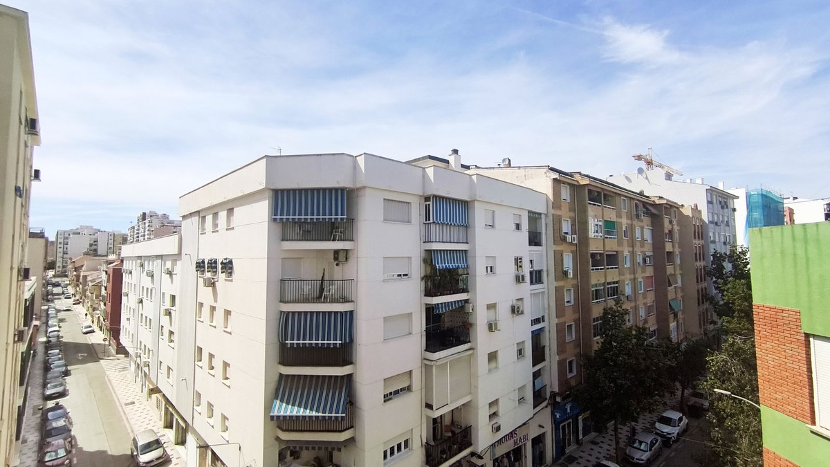 Se vende Apartamento Planta Media de 2 dormitorios en Costa Del Sol, Málaga, España