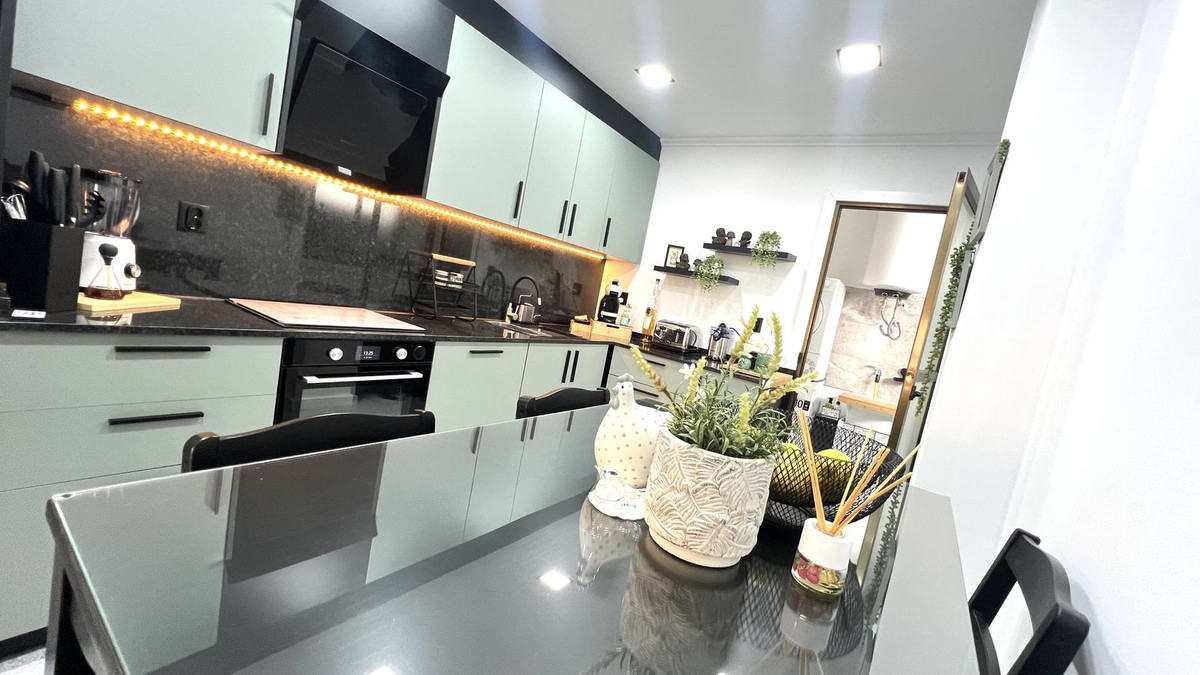 Se vende Apartamento Planta Baja de 3 dormitorios en Costa Blanca, Alicante, España