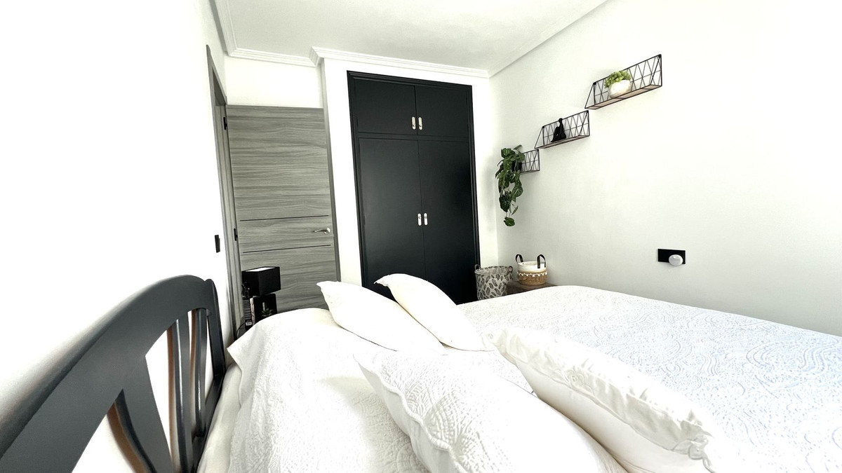 Se vende Apartamento Planta Baja de 3 dormitorios en Costa Blanca, Alicante, España