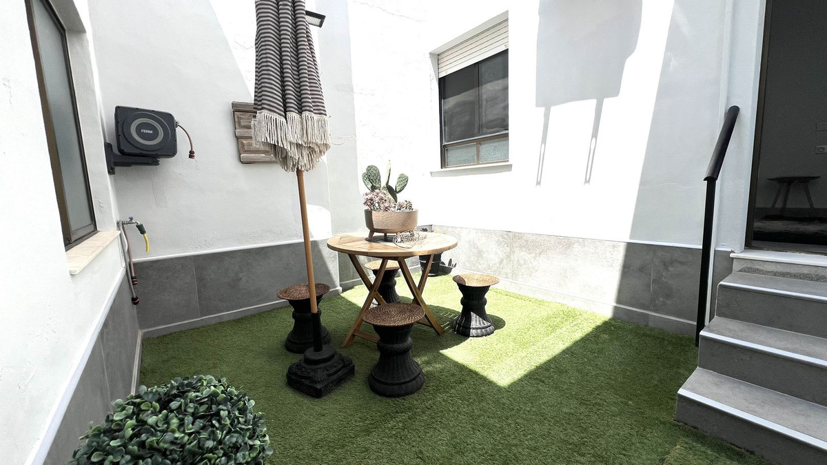Se vende Apartamento Planta Baja de 3 dormitorios en Costa Blanca, Alicante, España