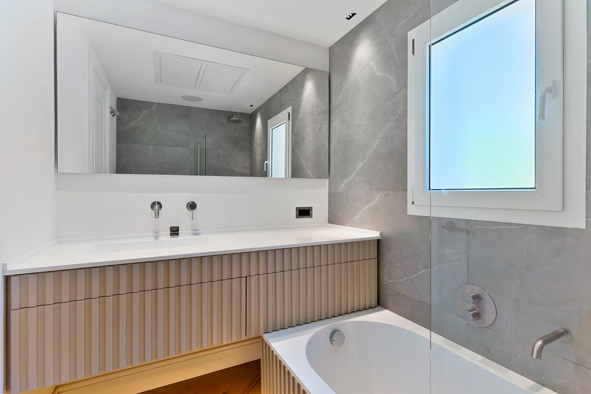 3 Bed Townhouse for sale in Marbella Costa Del Sol, Málaga, Spain