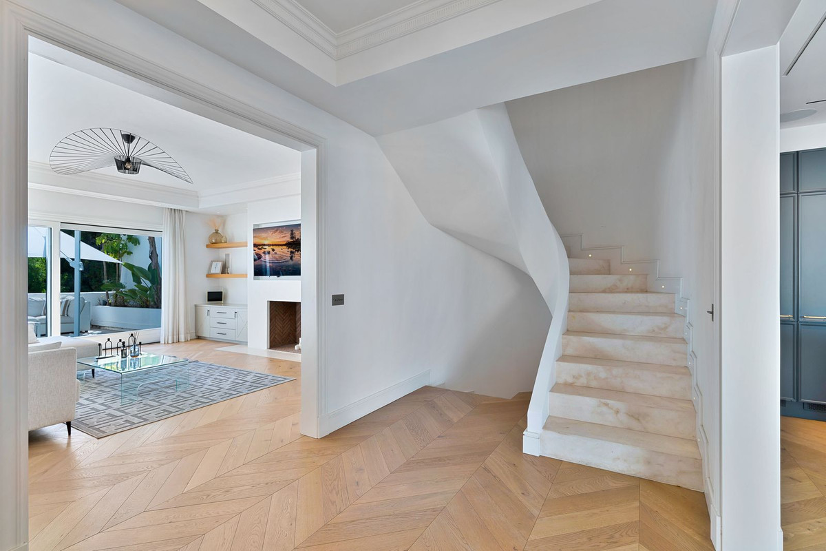 3 Bed Townhouse for sale in Marbella Costa Del Sol, Málaga, Spain
