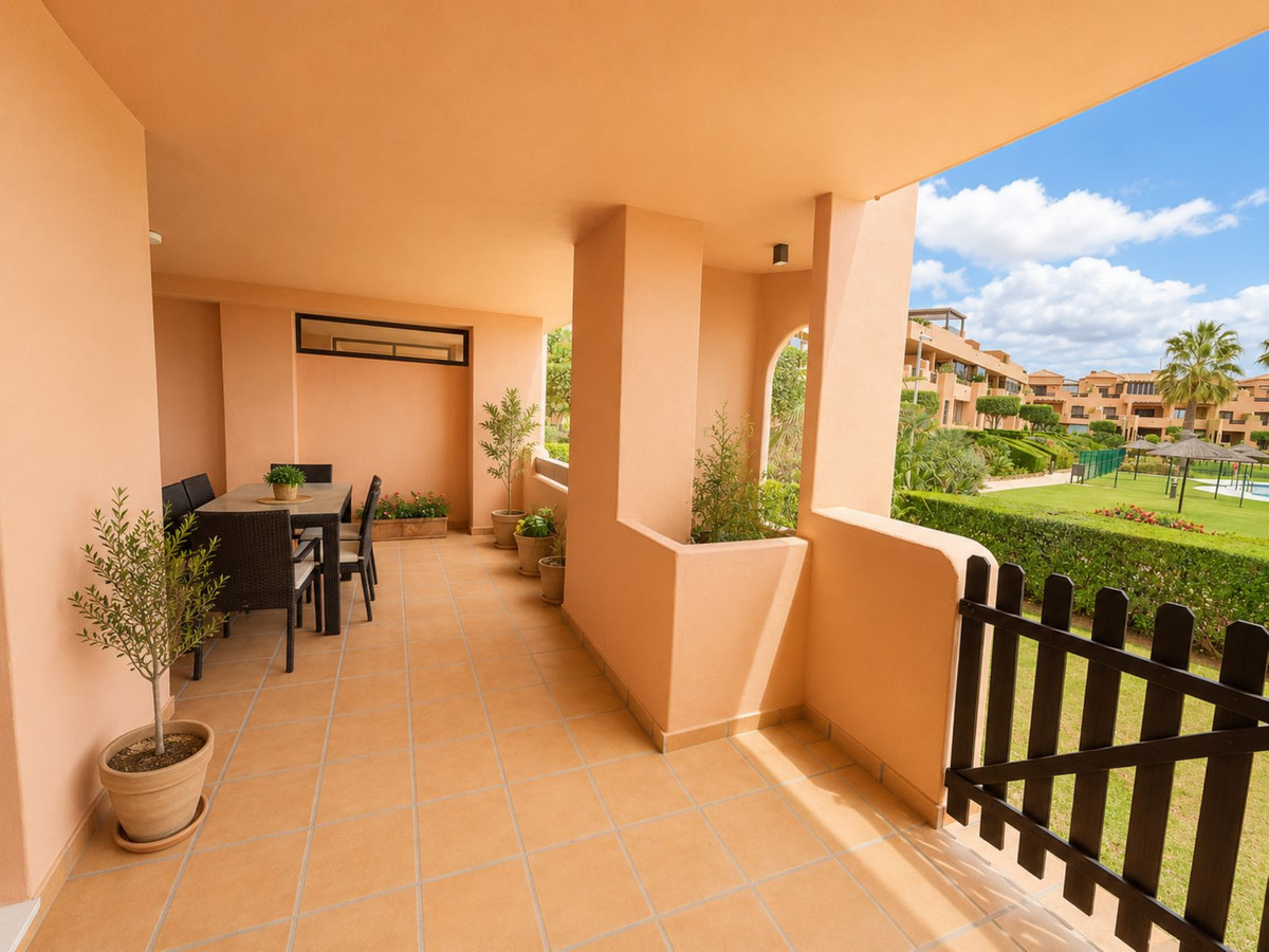 Se vende Apartamento Planta Baja de 2 dormitorios en Costa Del Sol, Málaga, España