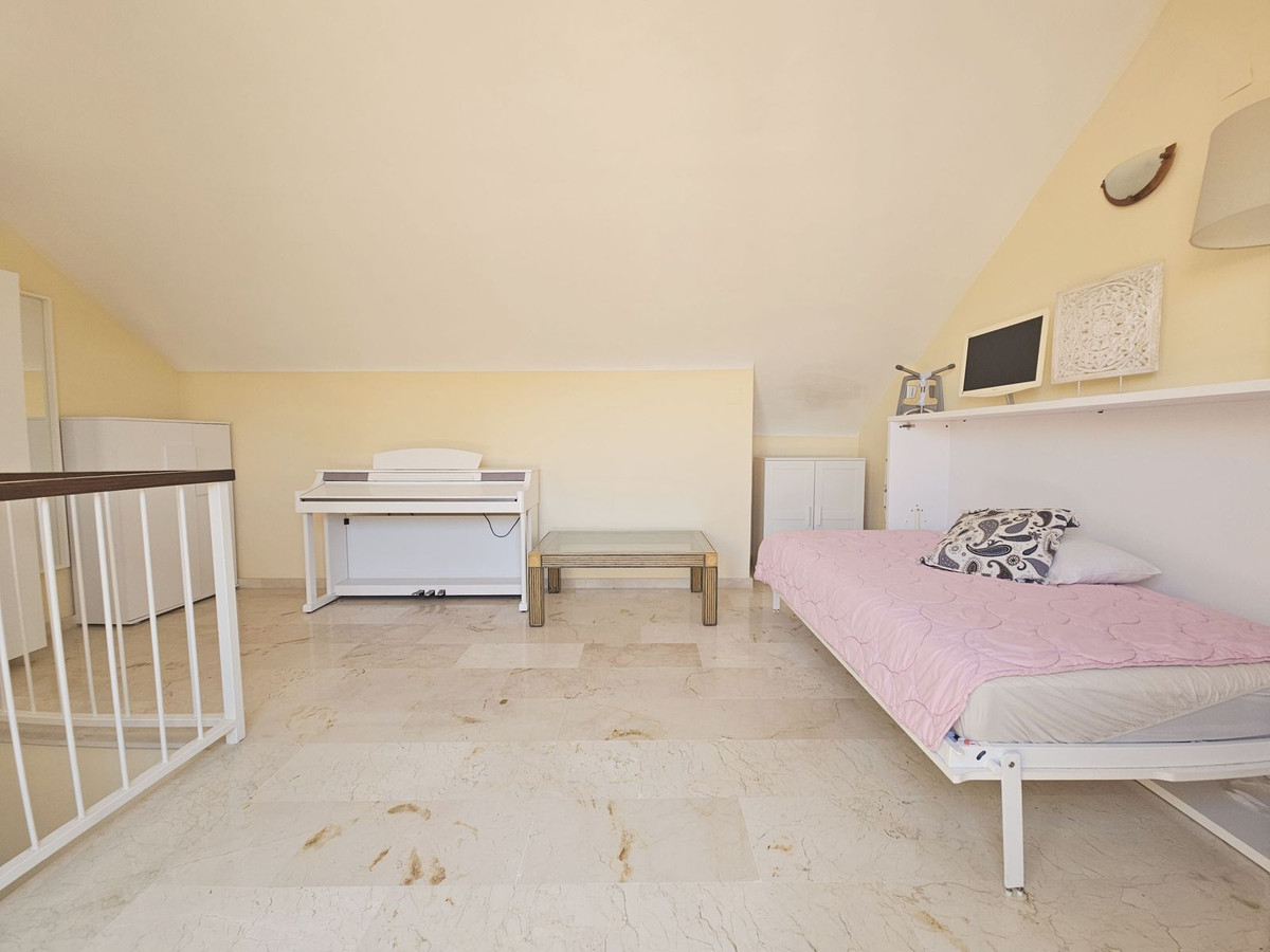 3 Bed Townhouse for sale in El Rosario Costa Del Sol, Málaga, Spain