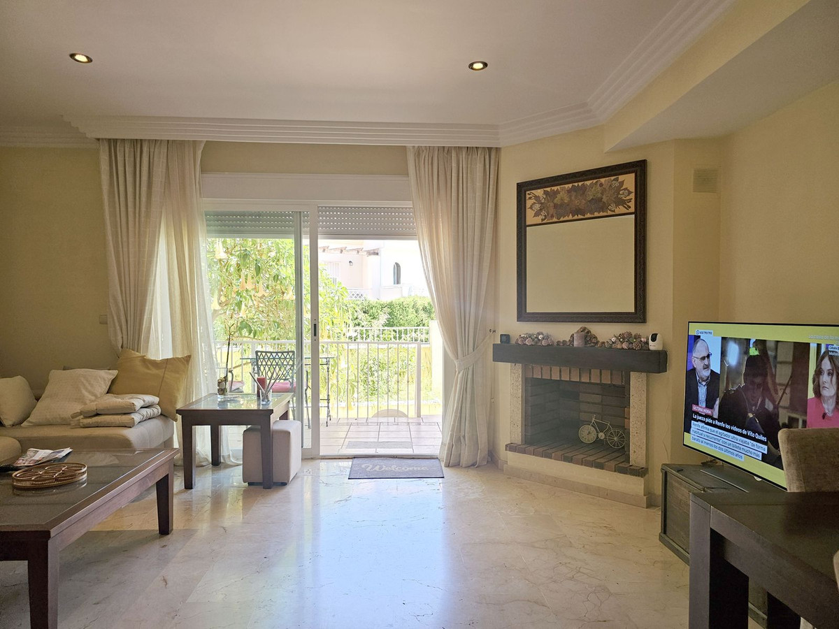 3 Bed Townhouse for sale in El Rosario Costa Del Sol, Málaga, Spain