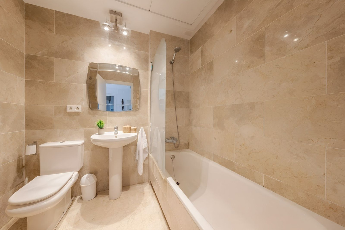 Se vende Ático de 2 dormitorios en Costa Del Sol, Málaga, España