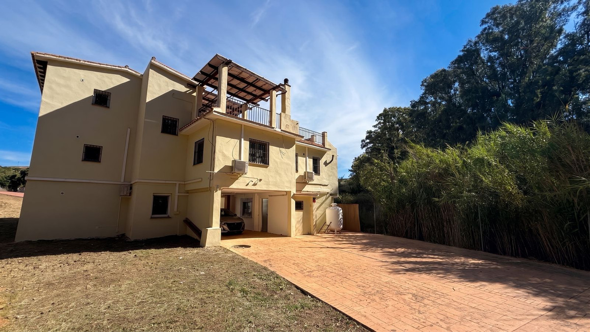 4 Bed Townhouse for sale in La Cala De Mijas Costa Del Sol, Málaga, Spain