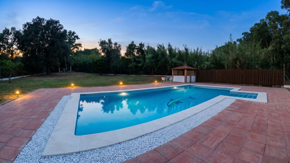 4 Bed Townhouse for sale in La Cala De Mijas Costa Del Sol, Málaga, Spain
