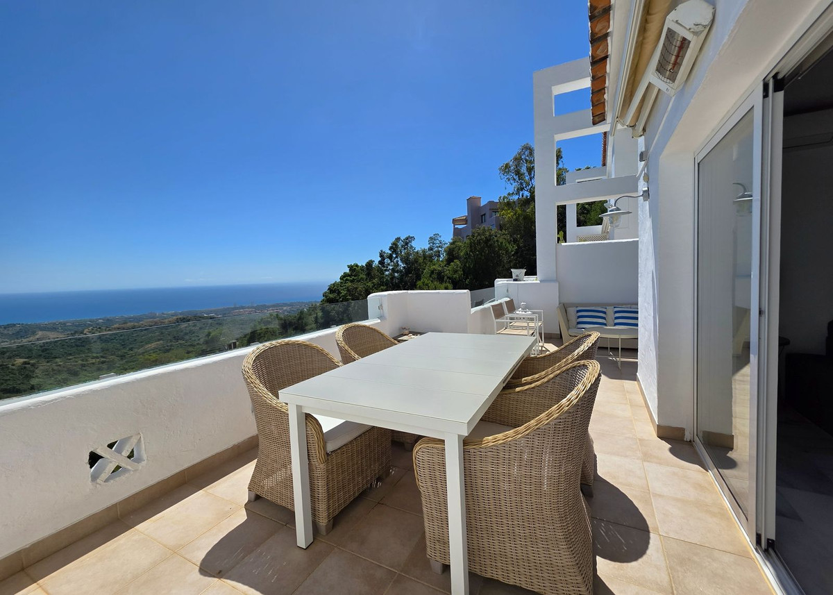 Se vende Apartamento Planta Media de 2 dormitorios en Costa Del Sol, Málaga, España