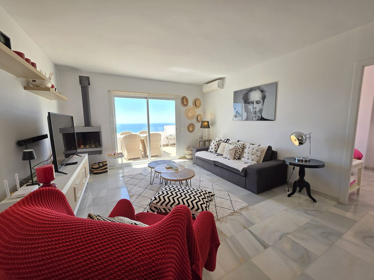 Se vende Apartamento Planta Media de 2 dormitorios en Costa Del Sol, Málaga, España