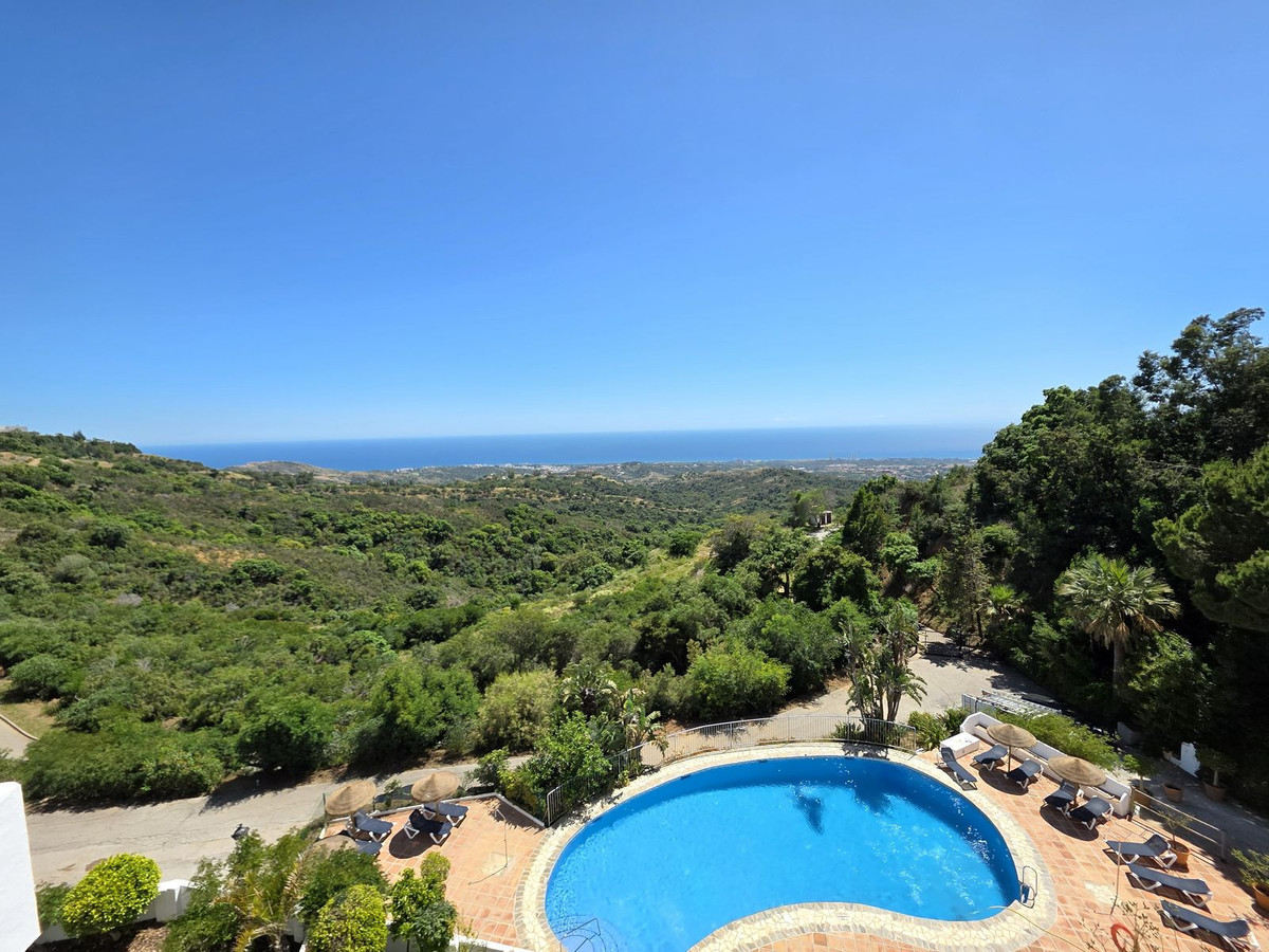 Se vende Apartamento Planta Media de 2 dormitorios en Costa Del Sol, Málaga, España