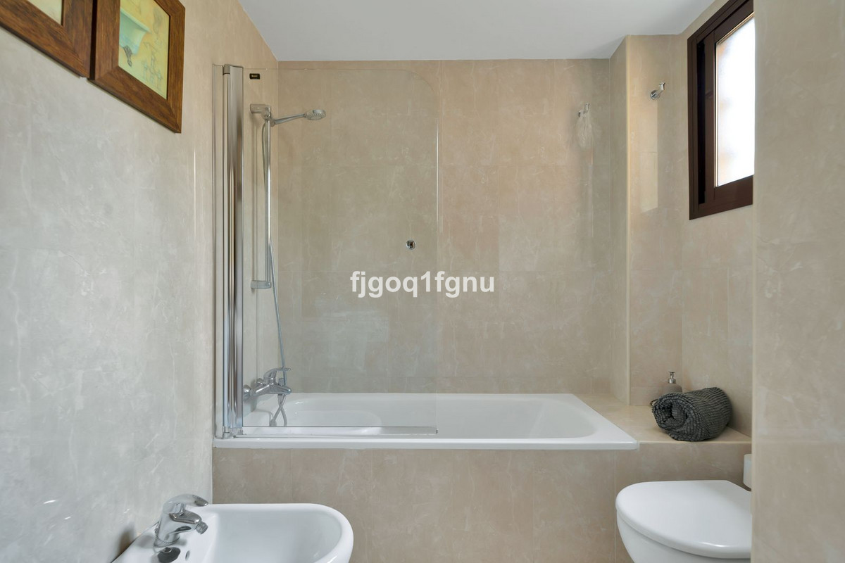 4 Bed Apartment for sale in Costalita Costa Del Sol, Málaga, Spain