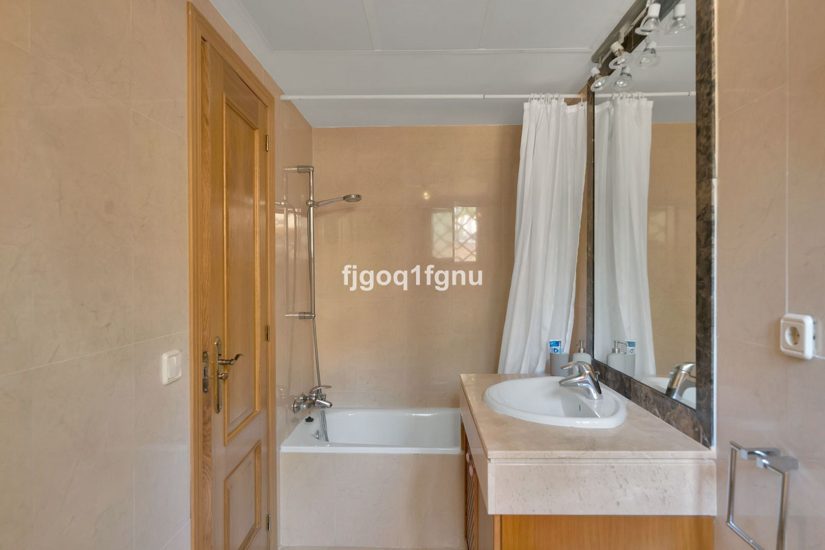 4 Bed Apartment for sale in Costalita Costa Del Sol, Málaga, Spain