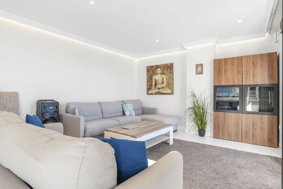 3 Bed Apartment for sale in Doña Julia Costa Del Sol, Málaga, Spain