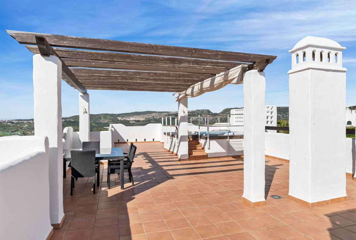 3 Bed Apartment for sale in Doña Julia Costa Del Sol, Málaga, Spain
