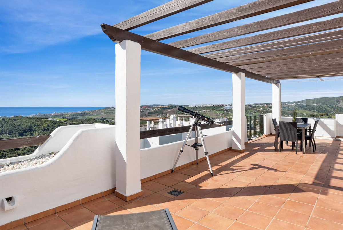 3 Bed Apartment for sale in Doña Julia Costa Del Sol, Málaga, Spain